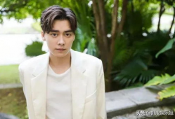 李易峰任嘉伦最新爆料,揭秘娱乐圈幕后真相